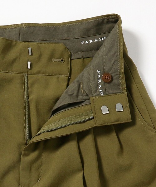 Ray BEAMS(レイビームス)の「FARAH × Ray BEAMS / 別注 3tuck Wide Pants(その他パンツ・レディース・オフホワイト/カーキ・26inch/28inch)」の9枚目の写真