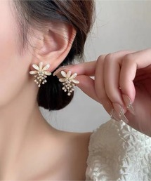 デザイン華やかなピアス