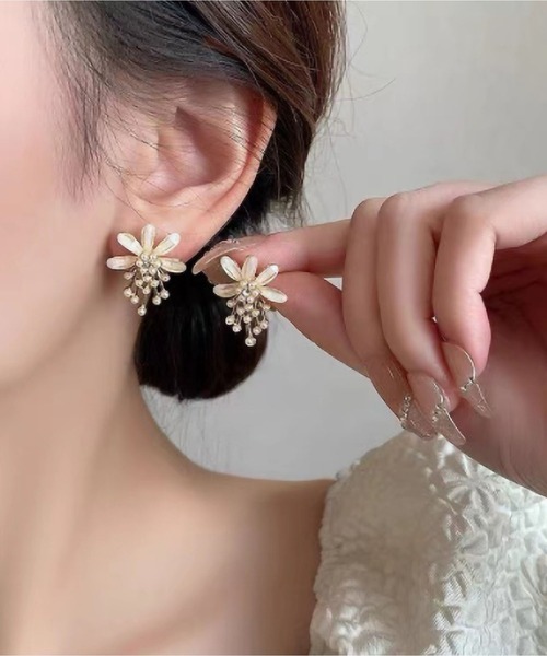 LOPASS(ロパス)の「デザイン華やかなピアス(ピアス(両耳用)・レディース・Y/その他5/その他11/その他6/その他/その他9/Z/その他12/その他14/その他2/その他7/その他10/その他13/その他1/その他8/O/Q/X/S/T/U/V/W/その他3/P/N/L/M・FREE)」の5枚目の写真
