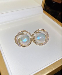 デザイン華やかなピアス
