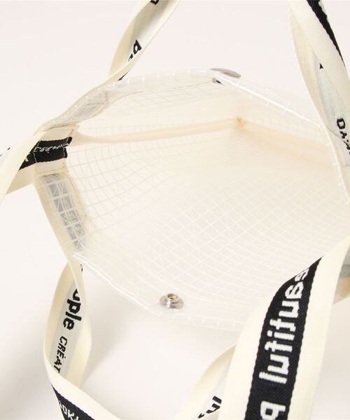 beautiful people(ビューティフルピープル)の「beautiful people plaid vinyl logo tape sacoshe bag 1000611929(ショルダーバッグ・レディース・クリア・FREE)」の6枚目の写真