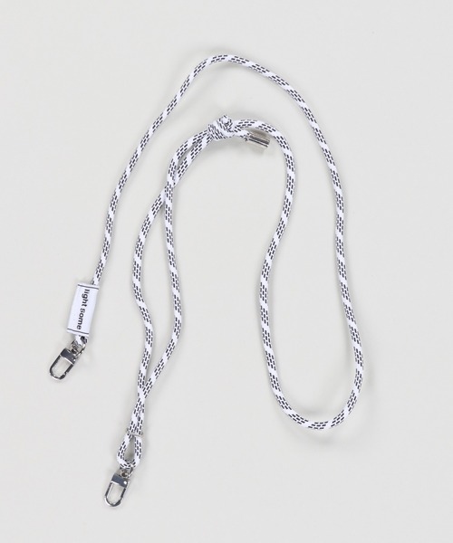 SPINNS（スピンズ）の「【選べるスマホショルダー】タグ付きデザイン ループストラップ（スマホグッズ・レディース・A/B/C/D/E/F/G・ONESIZE）」の5枚目の写真