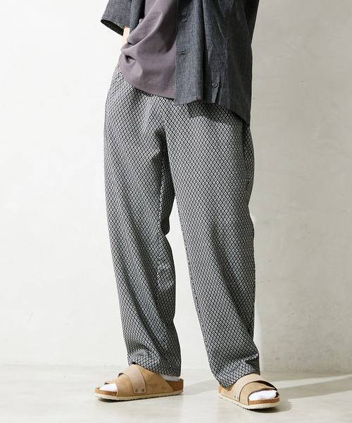 JOURNAL STANDARD relume（ジャーナルスタンダード　レリューム）の「総柄ジャージーパンツ ”DAIYA”（スラックス・メンズ・グレー/ブラック/サックスブルー・MEDIUM/LARGE）」の10枚目の写真