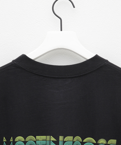 MARTINE ROSE(マーティンローズ)の「【MARTINEROSE / マーティンローズ】OVERSIZED T-SH 70s MULTI(Tシャツ/カットソー・メンズ・ブラック・SMALL)」の7枚目の写真