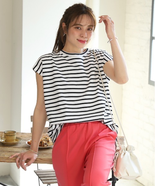 ad thie(アドティエ)の「ボーダーTシャツ フレンチスリーブ クルーネック(Tシャツ/カットソー・レディース・ピンク/オフホワイト/グレー/モカ/ブルー・LARGE/MEDIUM)」の8枚目の写真