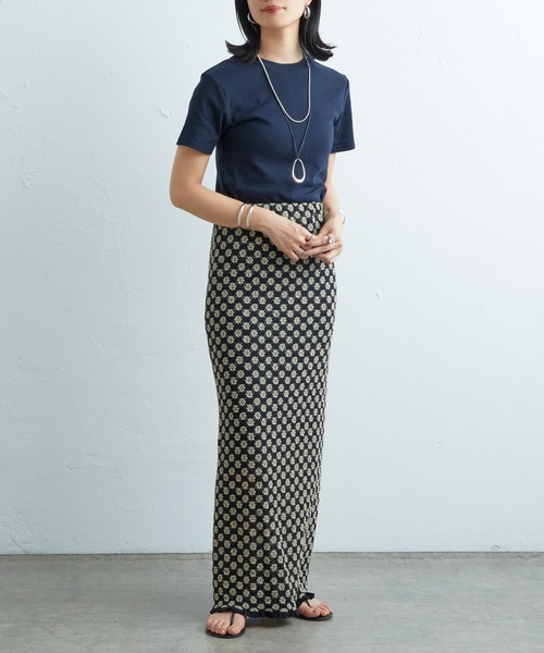 SHENERY（シーナリー）の「シンプルTee（Tシャツ/カットソー・レディース・オフホワイト/ブラウン/ネイビー・1/2）」の20枚目の写真