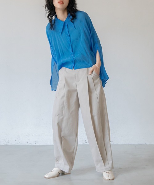 VACANCY(ヴァカンシー)の「バルーンダブルタックパンツ(その他パンツ・レディース・ブルー/アイボリー/ブラック・MEDIUM/LARGE)」の9枚目の写真