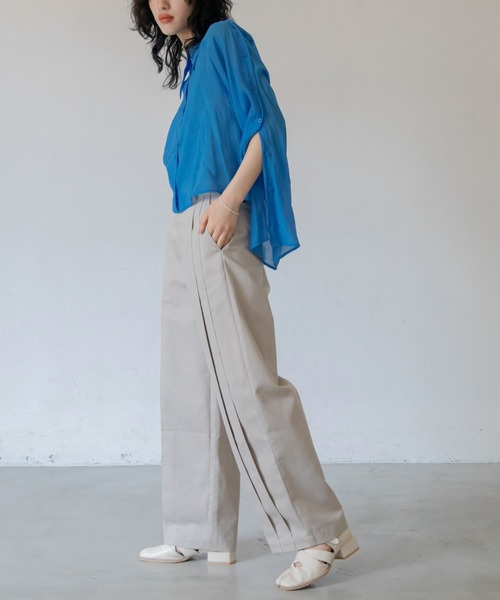 VACANCY(ヴァカンシー)の「バルーンダブルタックパンツ(その他パンツ・レディース・ブルー/アイボリー/ブラック・MEDIUM/LARGE)」の11枚目の写真