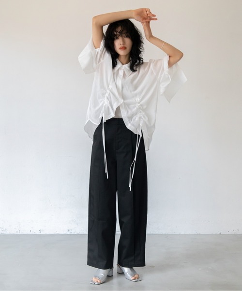 VACANCY(ヴァカンシー)の「バルーンダブルタックパンツ(その他パンツ・レディース・ブルー/アイボリー/ブラック・MEDIUM/LARGE)」の22枚目の写真