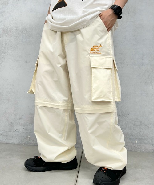 Sourcream（サワークリーム）の「【Sourcream/サワークリーム】SOUR FISH チェンジワイドカーゴパンツ（カーゴパンツ・メンズ・ブラック/アイボリー・FREE）」の2枚目の写真