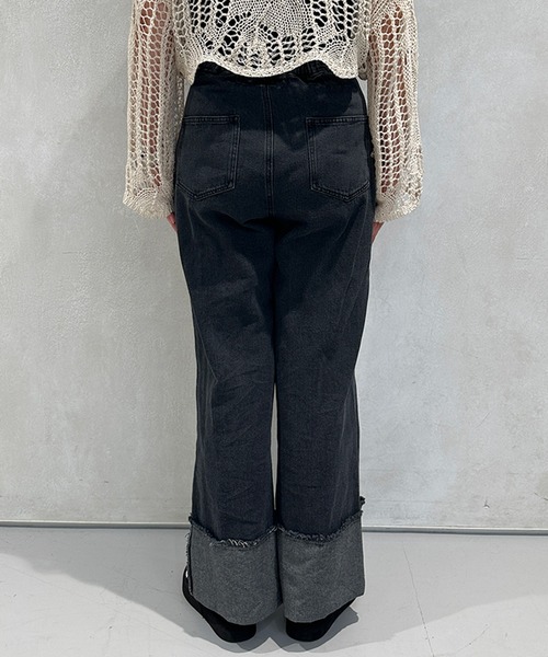 kutir（クティール）の「ロールアップデニムパンツ（デニムパンツ・レディース・インディゴブルー/ブラック・MEDIUM/LARGE/SMALL）」の18枚目の写真