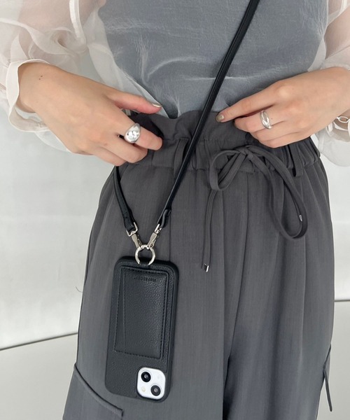 セール】【iPhone12/12pro対応】フェイクレザーカラビナツキiPhone