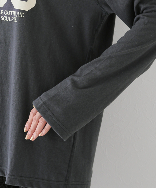 SLOBE IENA（スローブイエナ）の「ラフィ天竺グラフィックロンTEE（Tシャツ/カットソー・レディース・グレー/ホワイト/チャコールグレー・FREE）」の12枚目の写真