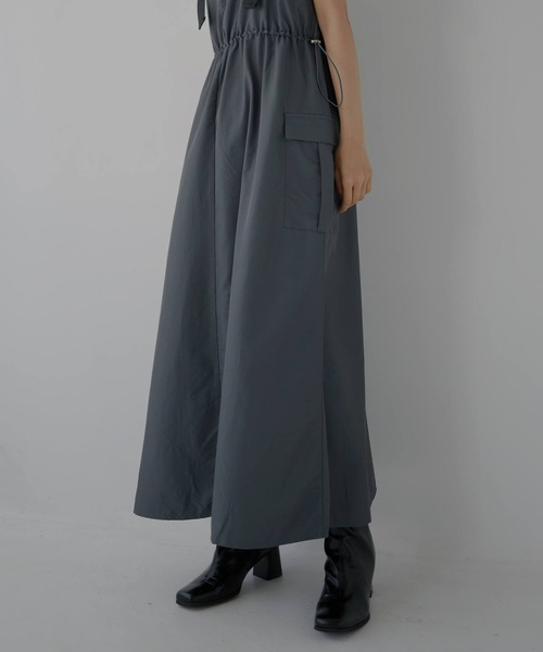 hellam(へラム)の「ナイロン 配色ミリタリージャンスカ(スカート・レディース・ブラック/チャコールグレー/カーキ/ホワイト/グレー・FREE)」の18枚目の写真