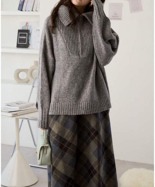 Ada.(エイダ)の「オーバーサイズ ハーフジップニット(ニット/セーター・レディース・グレー/アイボリー/グリーン/レッド・FREE)」の7枚目の写真