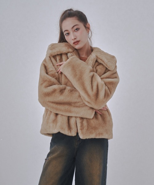 JUST A NOON（ジャストアヌーン）の「ボリュームファーコート（その他