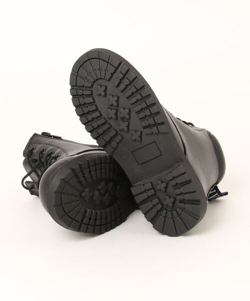 GAP（ギャップ）の「【GAP】　レースアップブーツ（ブーツ・キッズ・ブラック・21.0cm/23.0cm/20.0cm/22.0cm/19.0cm）」の3枚目の写真