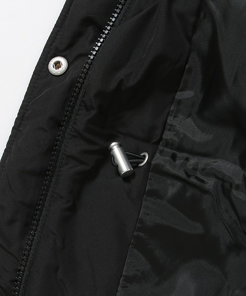 LOVETOXIC(ラブトキシック)の「ミドル丈中綿ブルゾン(ブルゾン・キッズ・ブラック/オフホワイト・M/S/L)」の15枚目の写真