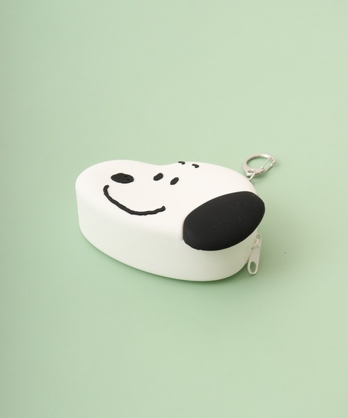 PEANUTS（ピーナッツ）の「JUNESELECT スヌーピーシリコンミニポーチ（ポーチ・レディース・B/A・FREE）」の9枚目の写真