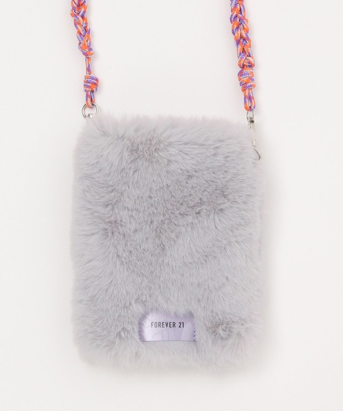 FOREVER 21(フォーエバー トゥエンティーワン)の「【2023AW】フェイクファーミニショルダー(ショルダーバッグ・レディース・パープル/ピンク/グレー・FREE)」の8枚目の写真