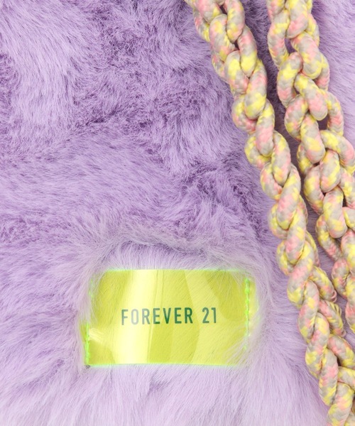 FOREVER 21(フォーエバー トゥエンティーワン)の「【2023AW】フェイクファーミニショルダー(ショルダーバッグ・レディース・パープル/ピンク/グレー・FREE)」の16枚目の写真