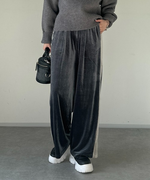 un dix cors（アンディコール）の「ライン入りベロアイージーパンツ（スウェットパンツ・レディース・グレー/チャコールグレー・FREE）」の11枚目の写真