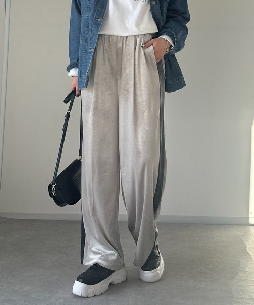 un dix cors（アンディコール）の「ライン入りベロアイージーパンツ（スウェットパンツ・レディース・グレー/チャコールグレー・FREE）」の22枚目の写真