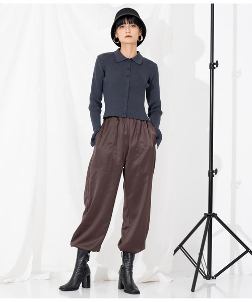 Settimissimo（セッティミッシモ）の「サテン ポケット付き アラジンパンツ カーゴパンツ（カーゴパンツ・レディース・ネイビー/ブラウン・FREE）」の5枚目の写真