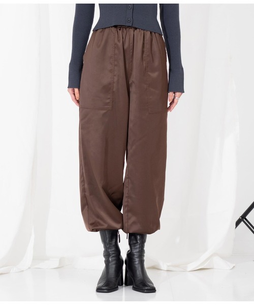 Settimissimo（セッティミッシモ）の「サテン ポケット付き アラジンパンツ カーゴパンツ（カーゴパンツ・レディース・ネイビー/ブラウン・FREE）」の15枚目の写真