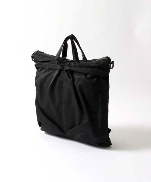 美品✨F/CE(エフシーイー)RECYCLE TWILL 3WAY HELMET F/CE.® Black Recycled Twill 3-Way Helmet Bag – Universal Works