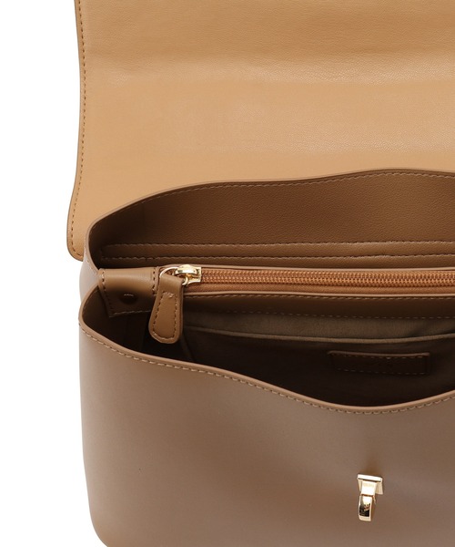 VIS（ビス）の「【ご好評につき追加生産】【2WAY】ひねり金具ワンハンドルショルダーバッグ【軽量】（ハンドバッグ・レディース・ブラック系その他/イエロー系その他3/ホワイト・FREE）」の14枚目の写真