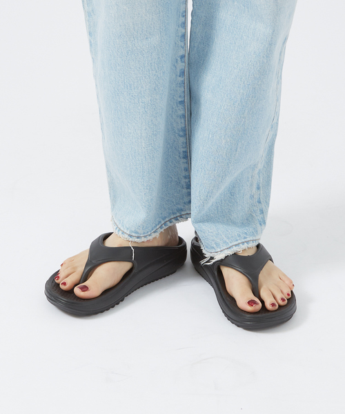 MEI（メイ）の「【MEI / メイ】リカバリー フリップサンダル（サンダル・メンズ・ホワイト/ブラック/モスグリーン・S/M/L）」の19枚目の写真