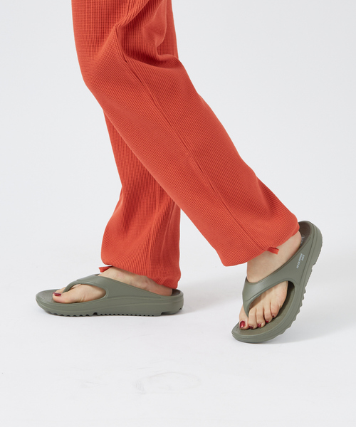 MEI（メイ）の「【MEI / メイ】リカバリー フリップサンダル（サンダル・メンズ・ホワイト/ブラック/モスグリーン・S/M/L）」の10枚目の写真