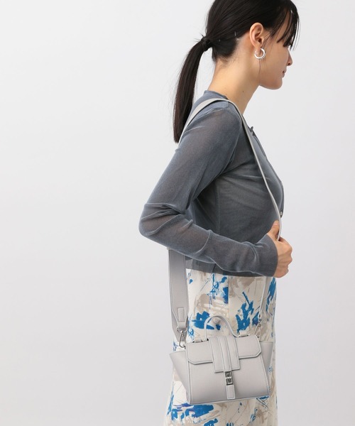 A part by（アパートバイ）の「カナグツキベルトショルダーバッグ（ショルダーバッグ・レディース・グレー系その他/ブラック・FREE）」の2枚目の写真