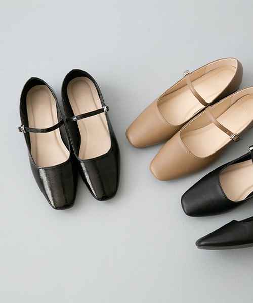 menue（メヌエ）の「やわらか スクエアトゥ メリージェーンパンプス（パンプス・レディース・グレイッシュベージュ/ブラック/ブラック系その他/シルバー/アイボリー・25.5cm/26.0cm/22.5cm/25.0cm/23.0cm/22.0cm/23.5cm/24.0cm/24.5cm/21.5cm）」の20枚目の写真