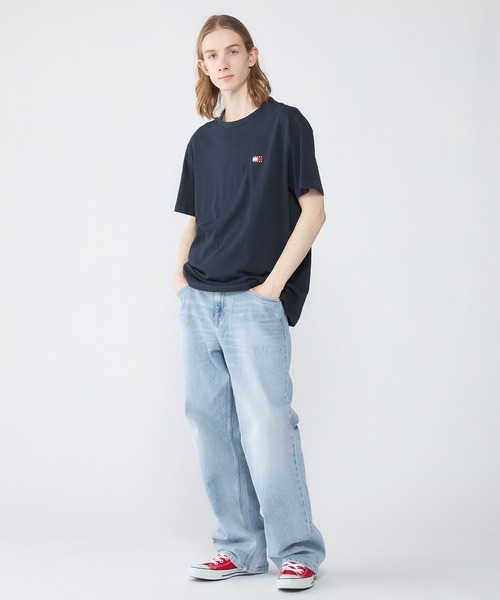 tommy jeans（トミー ジーンズ）の「【オンライン限定】レギュラーバッジTシャツ（Tシャツ/カットソー・メンズ・ホワイト/ブラック/ネイビー/アイボリー・SMALL/MEDIUM/LARGE/X-LARGE/X-SMALL）」の8枚目の写真
