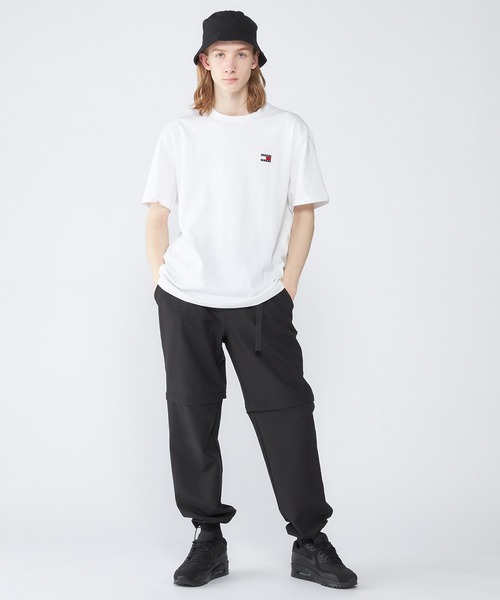 tommy jeans（トミー ジーンズ）の「【オンライン限定】レギュラーバッジTシャツ（Tシャツ/カットソー・メンズ・ホワイト/ブラック/ネイビー/アイボリー・SMALL/MEDIUM/LARGE/X-LARGE/X-SMALL）」の10枚目の写真