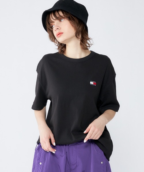 tommy jeans（トミー ジーンズ）の「【オンライン限定】レギュラーバッジTシャツ（Tシャツ/カットソー・メンズ・ホワイト/ブラック/ネイビー/アイボリー・SMALL/MEDIUM/LARGE/X-LARGE/X-SMALL）」の11枚目の写真