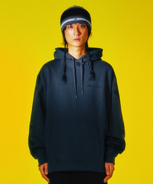 NICE GHOST CLUB（ナイスゴーストクラブ）の「A'GEM/9 × .kom『NICE GHOST CLUB/ナイスゴーストクラブ』 RIB HOODIE/ボーンデザイン プルオーバーパーカー（パーカー・メンズ・ブルー/チャコールグレー・L/M）」の21枚目の写真