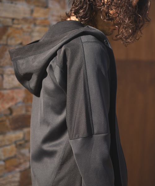 RATTLE TRAP（ラトルトラップ）の「JUST PLAYネオプレーンフーデッドパーカ（パーカー・メンズ・カーキ/ブラック・M/L/LL）」の12枚目の写真