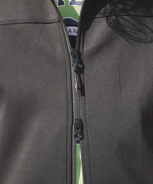 RATTLE TRAP（ラトルトラップ）の「JUST PLAYネオプレーンフーデッドパーカ（パーカー・メンズ・カーキ/ブラック・M/L/LL）」の13枚目の写真