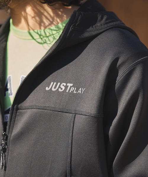 RATTLE TRAP（ラトルトラップ）の「JUST PLAYネオプレーンフーデッドパーカ（パーカー・メンズ・カーキ/ブラック・M/L/LL）」の14枚目の写真
