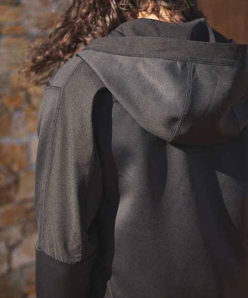 RATTLE TRAP（ラトルトラップ）の「JUST PLAYネオプレーンフーデッドパーカ（パーカー・メンズ・カーキ/ブラック・M/L/LL）」の16枚目の写真