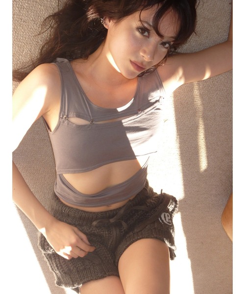 DURAS（デュラス）の「Cut-out design tank（タンクトップ・レディース・ホワイト/チャコールグレー/ブルーグリーン・FREE）」の3枚目の写真