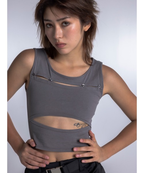 DURAS（デュラス）の「Cut-out design tank（タンクトップ・レディース・ホワイト/チャコールグレー/ブルーグリーン・FREE）」の18枚目の写真