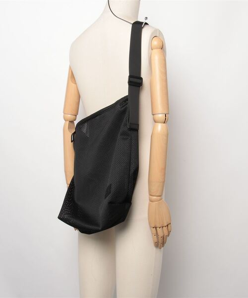 ADAM PATEK(アダムパテック)の「【ADAMPATEK/アダムパテック】mesh shoulder bag/メッシュショルダーバッグ(ショルダーバッグ・レディース・ブラック・FREE)」の18枚目の写真