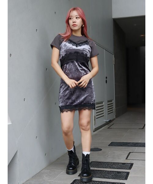 Dr. Martens（ドクターマーチン）の「【Dr.Martens】Jadon（ブーツ・レディース・ブラック・LARGE/MEDIUM）」の2枚目の写真