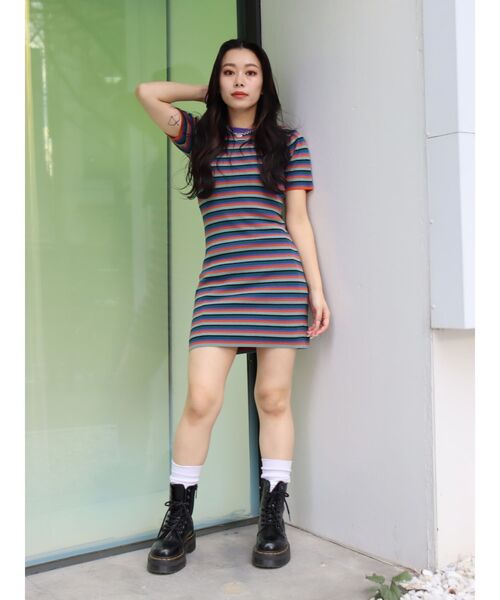 Dr. Martens（ドクターマーチン）の「【Dr.Martens】Jadon（ブーツ・レディース・ブラック・LARGE/MEDIUM）」の3枚目の写真