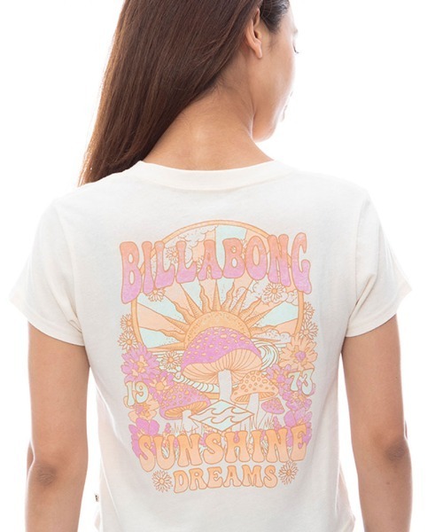BILLABONG(ビラボン)の「BILLABONG レディース BABY FIT GRAPHIC TEE Tシャツ 【2024年春夏モデル】/ビラボンクロップドスリムフィット半袖Tシャツ(Tシャツ/カットソー・レディース・イエロー系その他/アイボリー/ブラック/パープル・MEDIUM)」の11枚目の写真