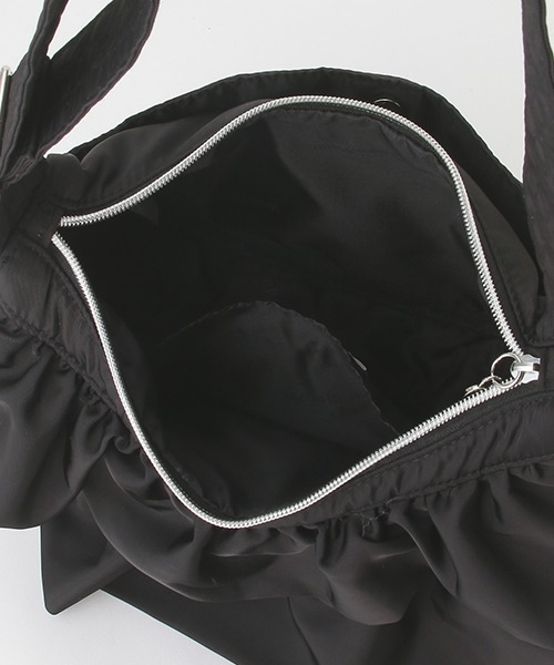 mezzo piano Junior（メゾピアノジュニア）の「フリルハーフムーンショルダー（ショルダーバッグ・キッズ・ブラック/アイボリー/ピンク・FREE）」の7枚目の写真